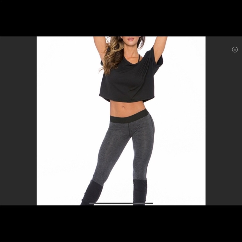 Bombshell leggings SZ small hold